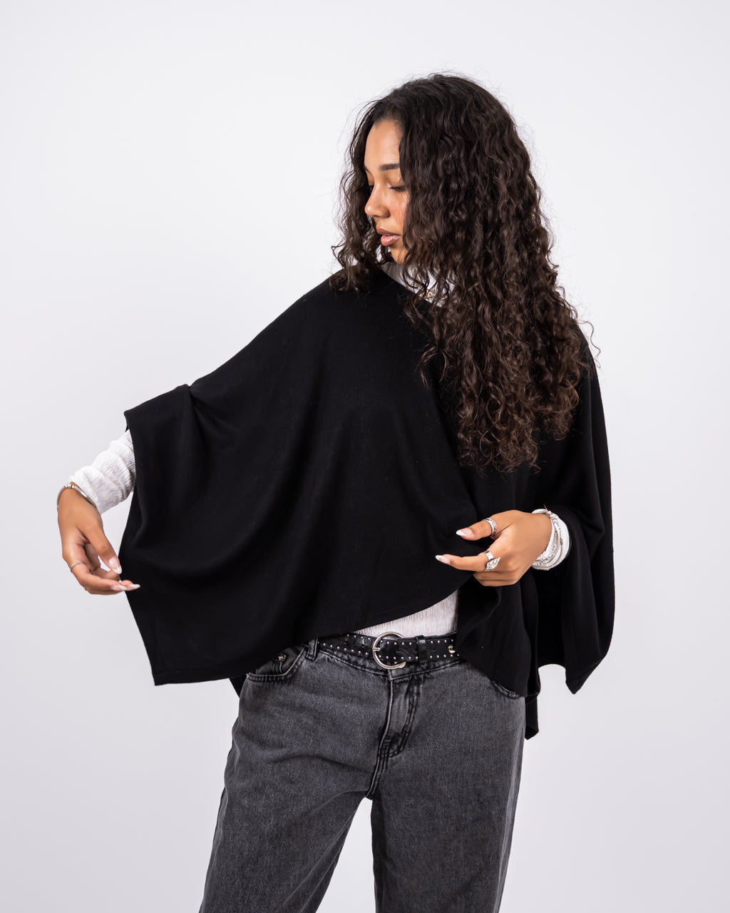 V Haven Poncho