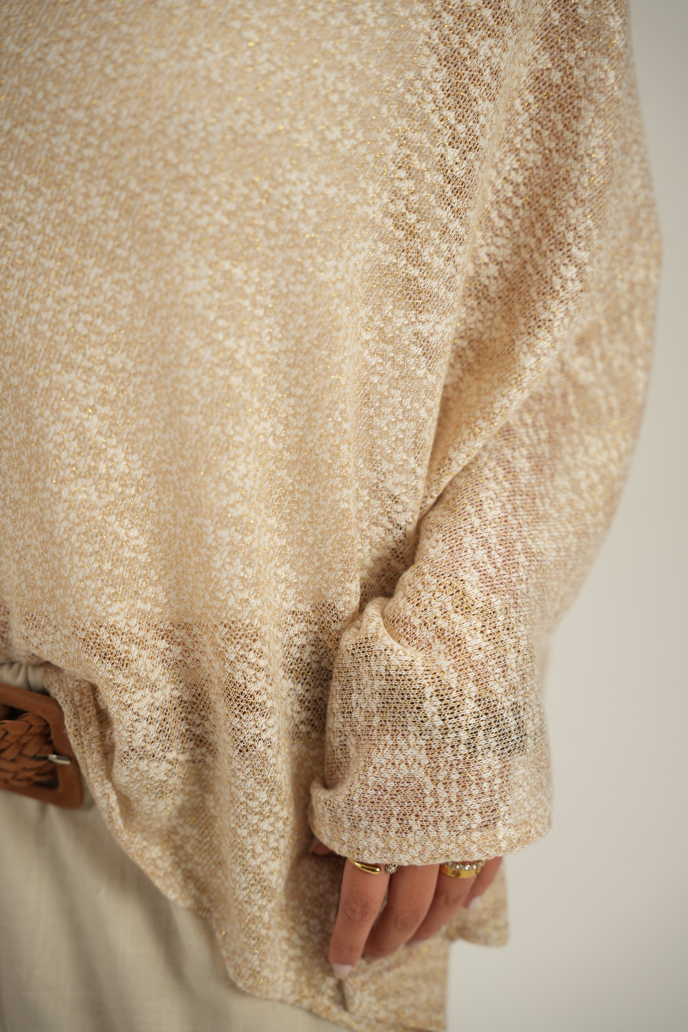 Asymmetric Silversand Cape