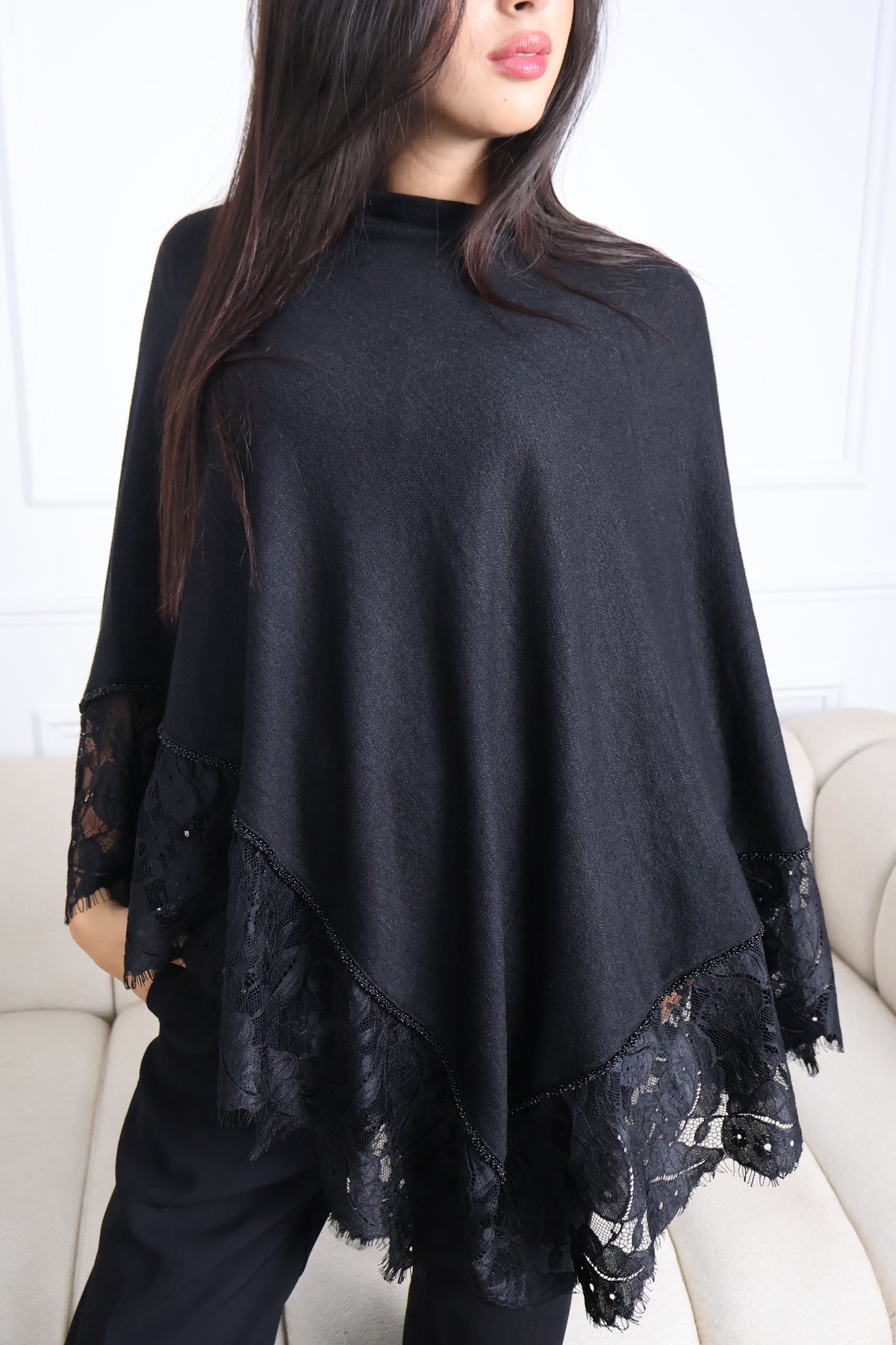 Luka Lace Ornée Cape - Limited Edition
