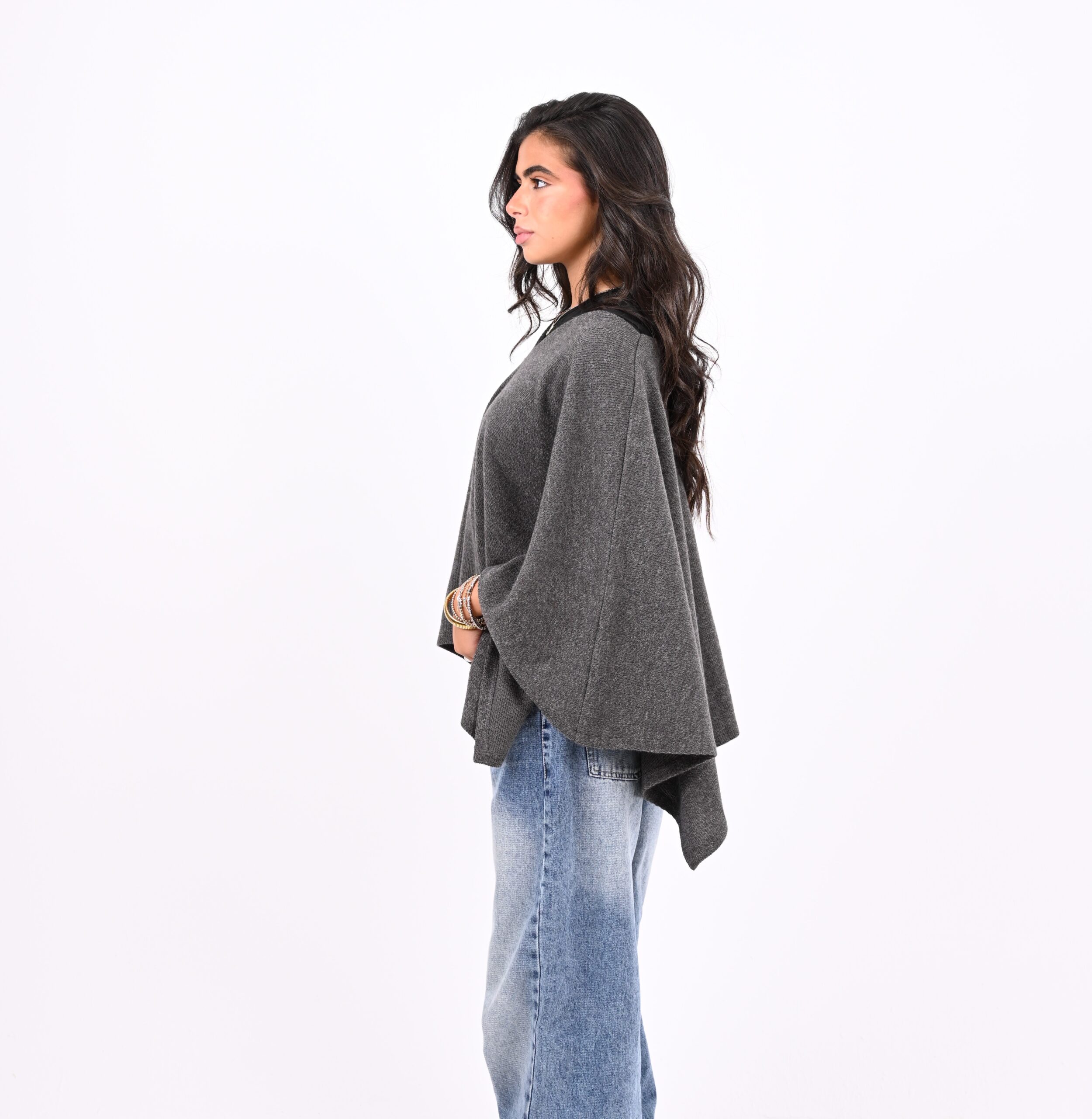 Haven V Poncho - Image 2